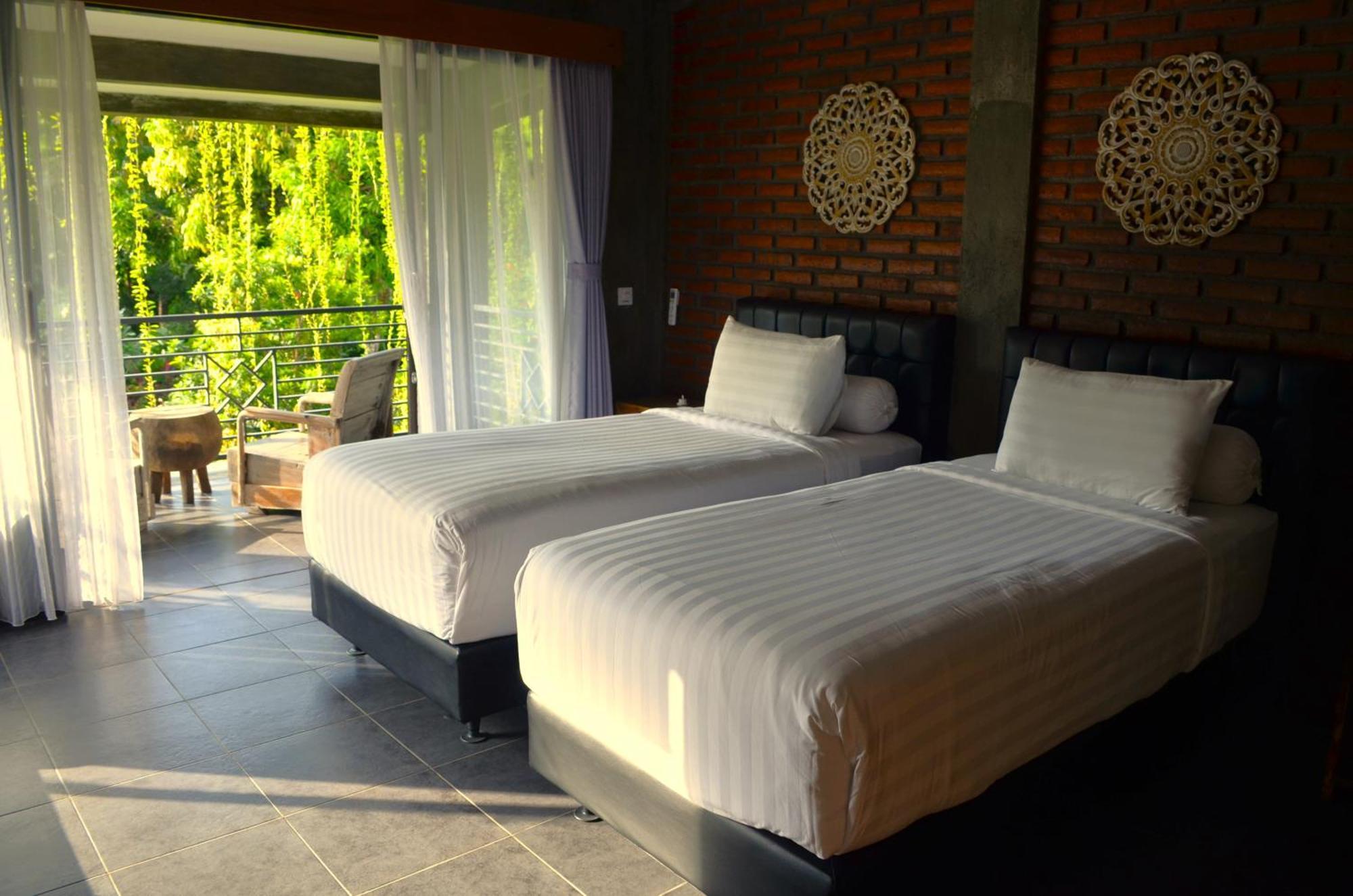 Alamanda Lovina Resort Exterior foto